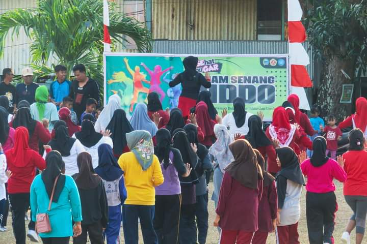 Meriah Senam Senang Desa Siddo Diikuti Ratusan Warga