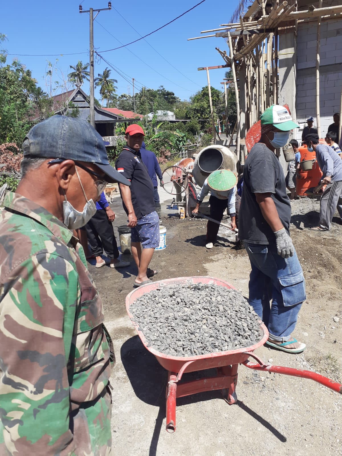 Kades Lasitae Apresiasi Dua Dusun Di Wilayahnya Budaya Gotong Royong Masih Terjaga