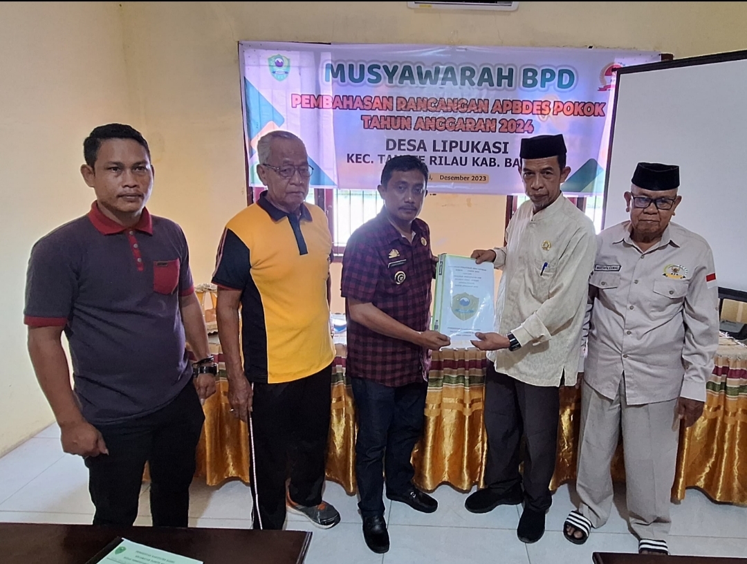 Pemdes Desa Lipukasi dan BPD Desa Lipukasi Tetapkan APBDes