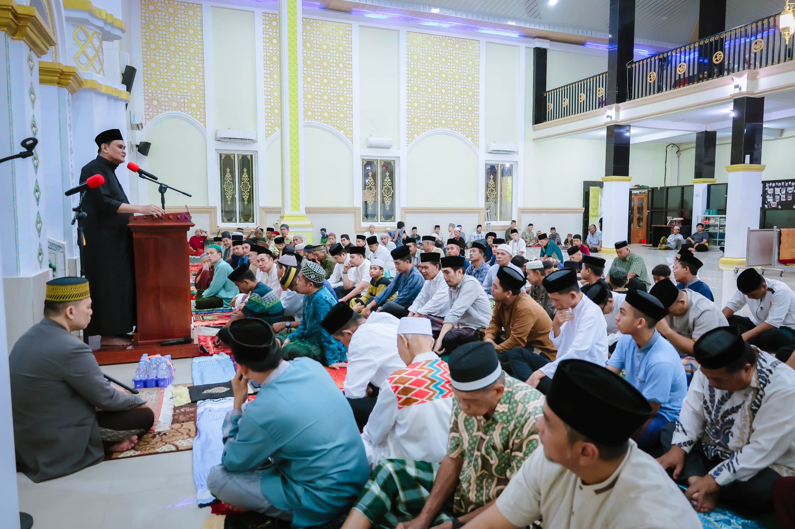 Safari Ramadhan Malam ke-24,  Bupati Barru Kunjungi Masjid Masdarul Birri Kel.Sumpang Binangae