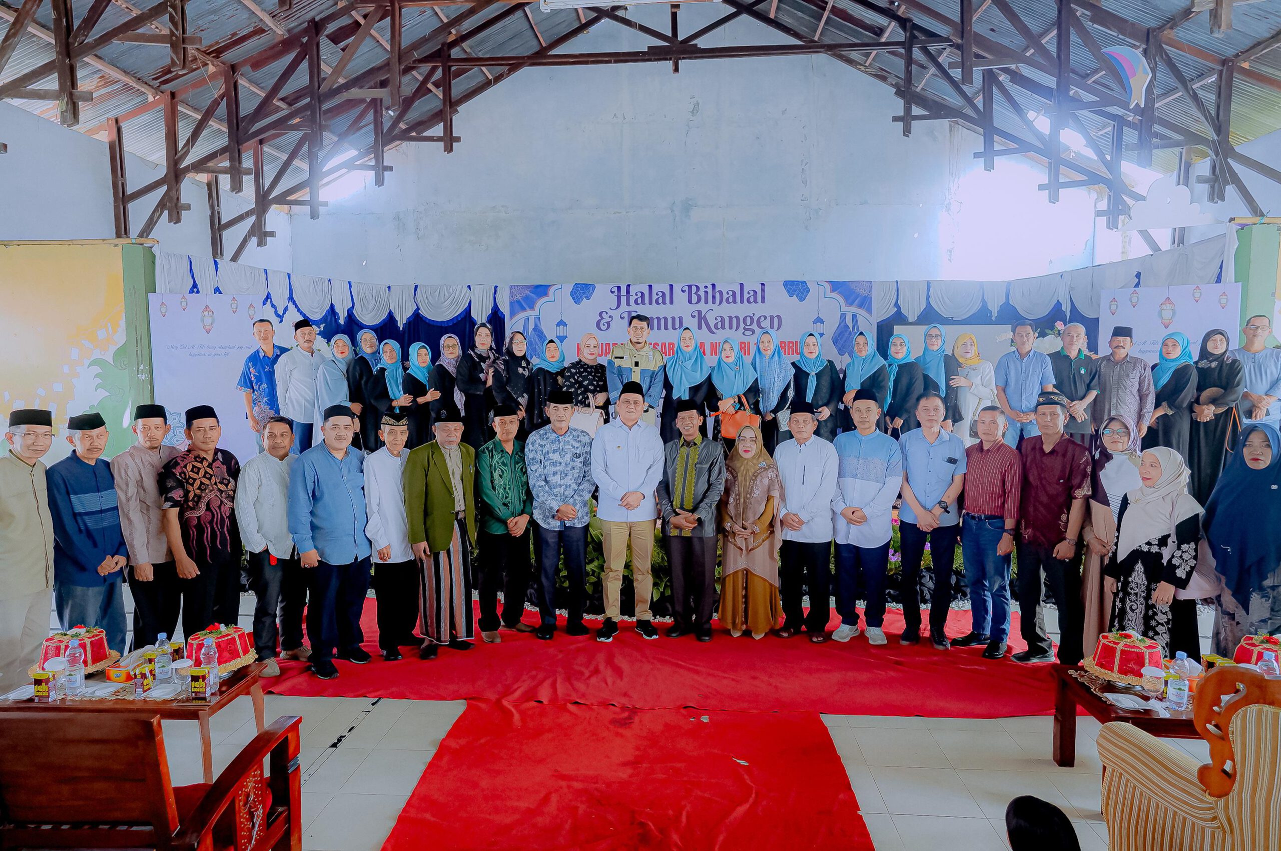 Suardi Saleh Hadiri  Halal Bi Halal Di SMAN 1 Barru