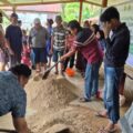 UNHAS Gelar Pelatihan Pakan Konsentrat dan Deteksi Berahi di Barru, Dorong Efisiensi Reproduksi Sapi