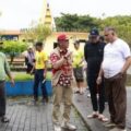 Wabup Barru Pimpin Penanaman  Pohon Tabebuya di Alun-Alun Colliq Pujie, Dorong Penghijauan Kota