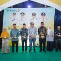 HUT ke-33 Desa Siawung, Wabup Barru Serahkan Penghargaan dan Luncurkan Program Pemberdayaan Warga Miskin