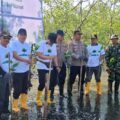 Jaga Pesisir, 250 Mangrove Ditanam di Soppeng Riaja pada Hari Bumi 2026, Kolaborasi PLN Didukung Polri dan Pemda